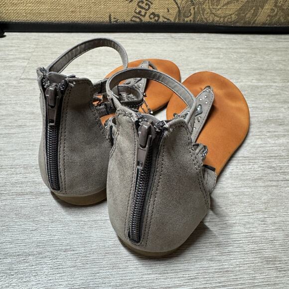 JellyPop Cassidy Gray Gladiator Casual Bling Flat Sandals Chain Jewels Size 10M - Picture 4 of 7